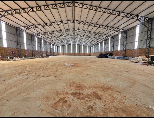 2,531M² WAREHOUSE TO LET IN AEROTON
